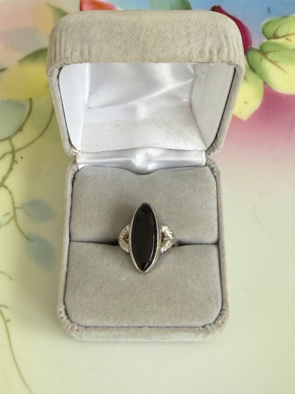 Vintage 60s Uncus Sterling Silver Onyx Marquis Ring Size 4